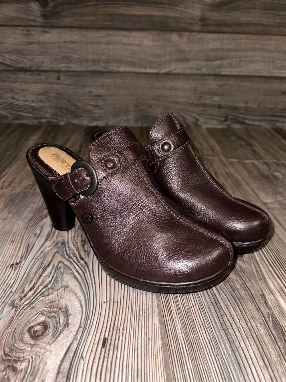 Born Dark Brown Leather Buckle-Accent Heel Clogs Y2K Vintage Rich Size 10